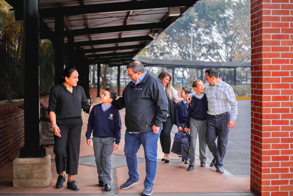 Servicios de seguridad integral en APDE El Roble